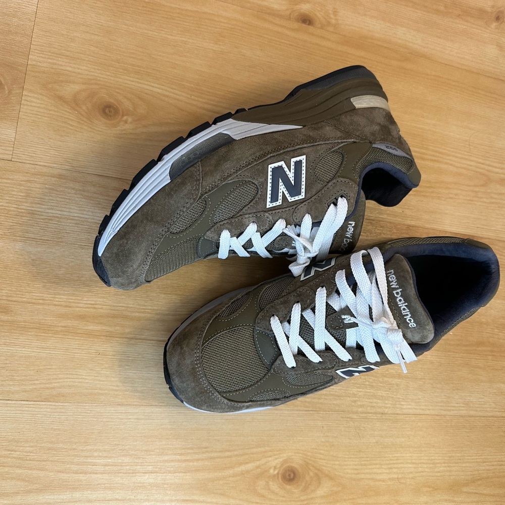 New Balance Teddy Santis 992 olive